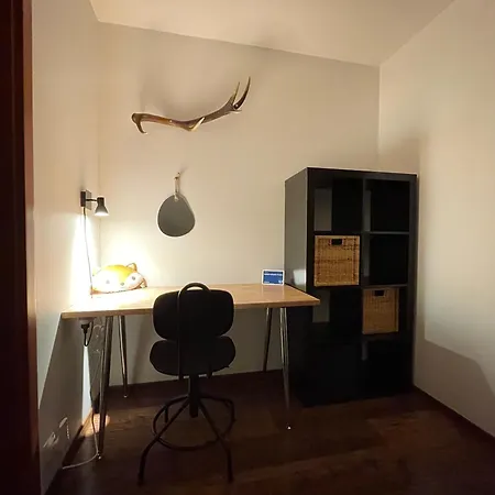 Apartment Nomad