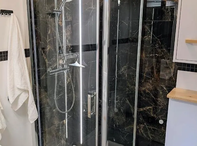 Nomad 斯克拉斯卡波伦巴