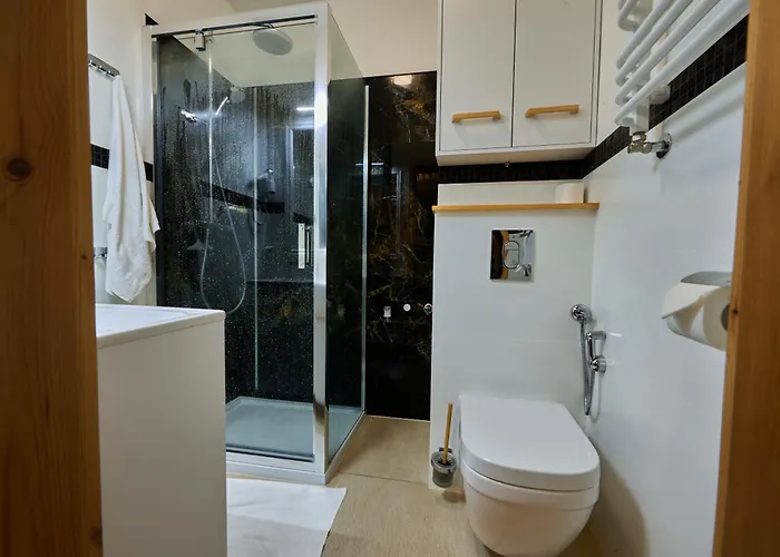 Nomad * 斯克拉斯卡波伦巴